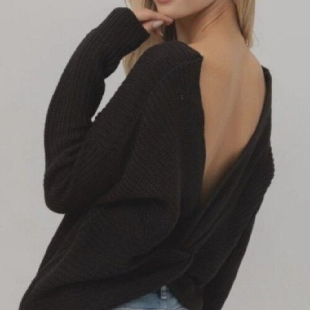 Love Tree Women's Size Large Fuzzy Open Back Sweater Black